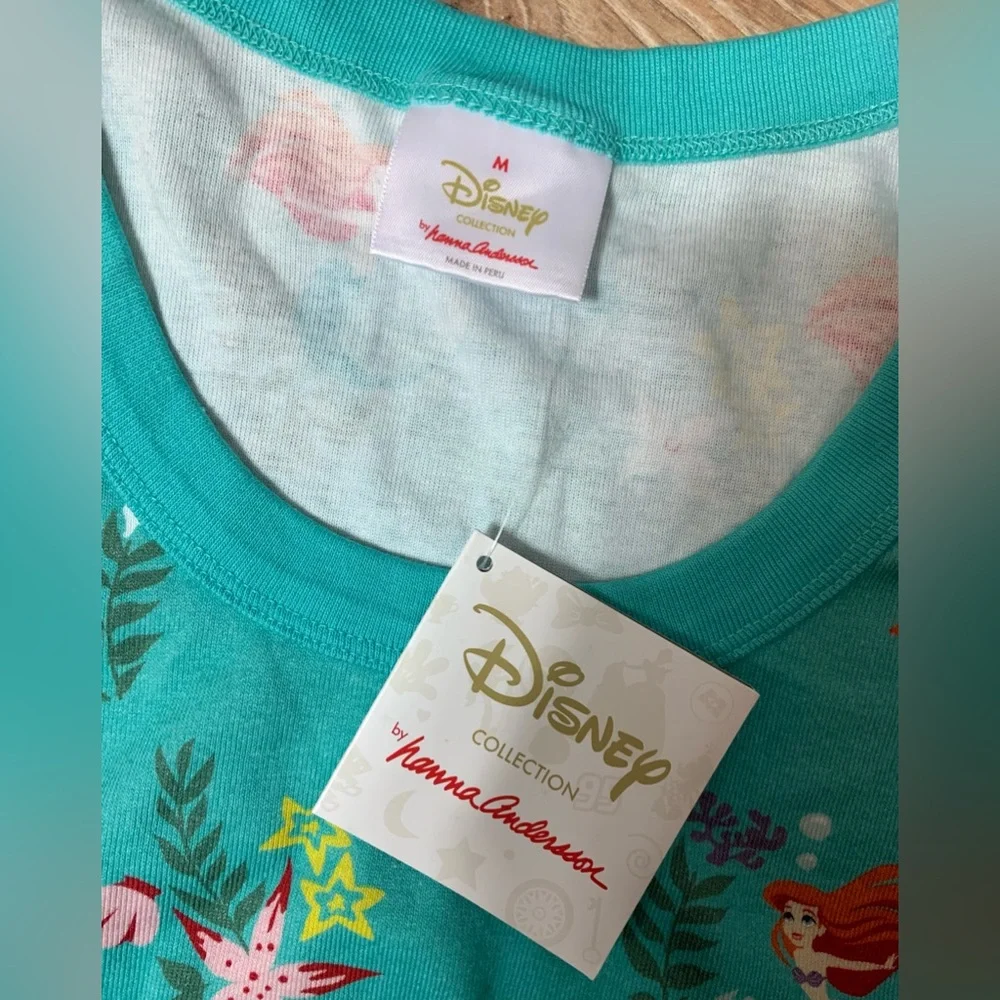 hanna andersson x disney • women’s little mermaid ariel print pajama top m